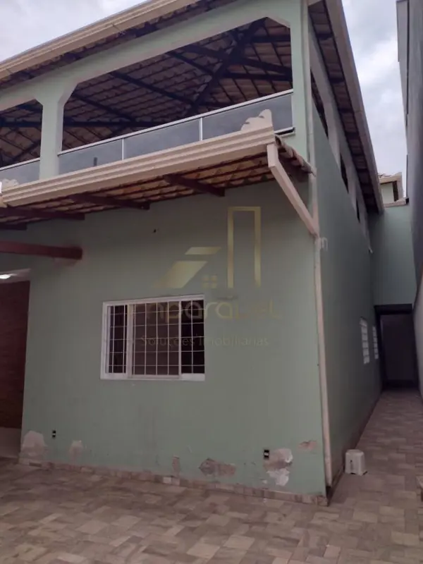Casa 3 quartos 1 banheiro 462m²
