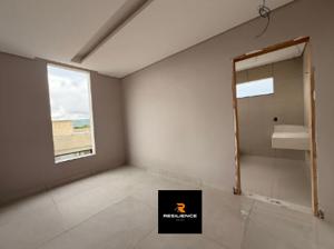 Casa em condomínio 2 quartos 4 vagas 390m²