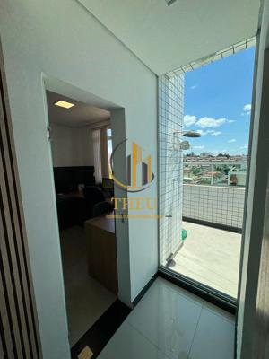 Apartamento 4 quartos 4 banheiros 240m²
