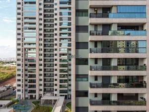 Apartamento 3 quartos 4 banheiros 137m²