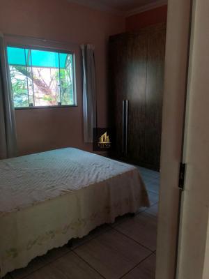 Casa 3 quartos 1 banheiro 250m²
