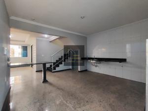 Apartamento 3 quartos 2 banheiros 234m²