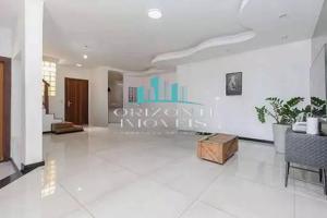 Apartamento 3 quartos 5 banheiros 293m²