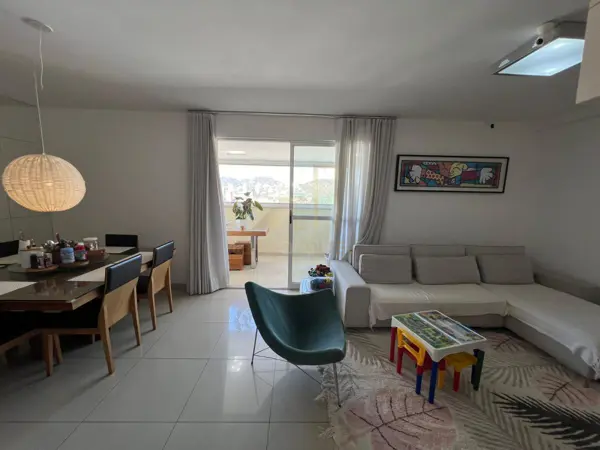 Apartamento 4 quartos 2 banheiros 127m²
