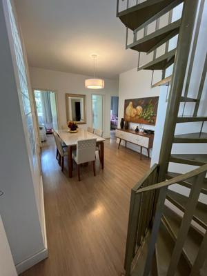 Apartamento 3 quartos 4 banheiros 312m²