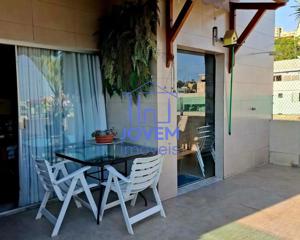 Apartamento 4 quartos  banheiros 140m²