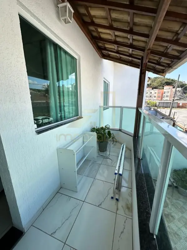 Casa 3 quartos 3 banheiros 
