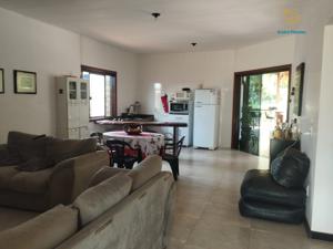 Chácara 5 quartos 2 banheiros 200m²