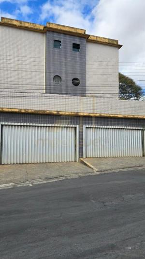 Apartamento 3 quartos 2 banheiros 111m²