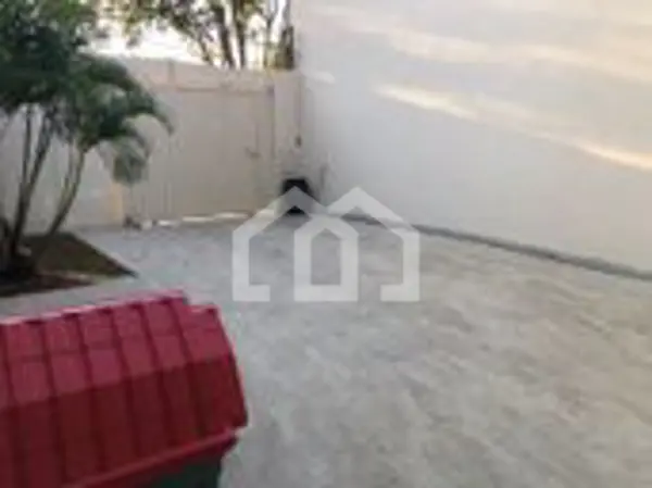 Casa 3 quartos 4 vagas 160m²
