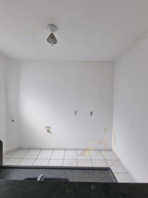Apartamento 2 quartos 1 banheiro 