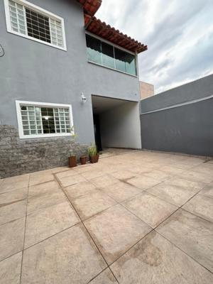 Apartamento 3 quartos 2 banheiros 424m²