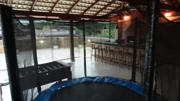 Casa 3 quartos 4 banheiros 210,98m²
