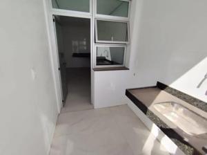 Casa 3 quartos 2 banheiros 
