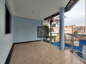 Apartamento 3 quartos 2 banheiros 234m²