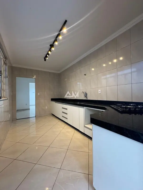 Apartamento 4 quartos 2 banheiros 360m²