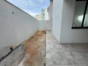 Casa 3 quartos 3 banheiros 
