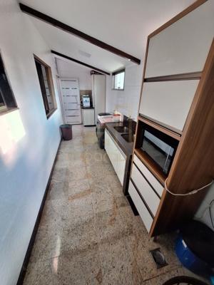 Casa 3 quartos 2 banheiros 
