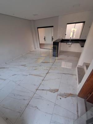 Casa 3 quartos 3 banheiros 211,59m²
