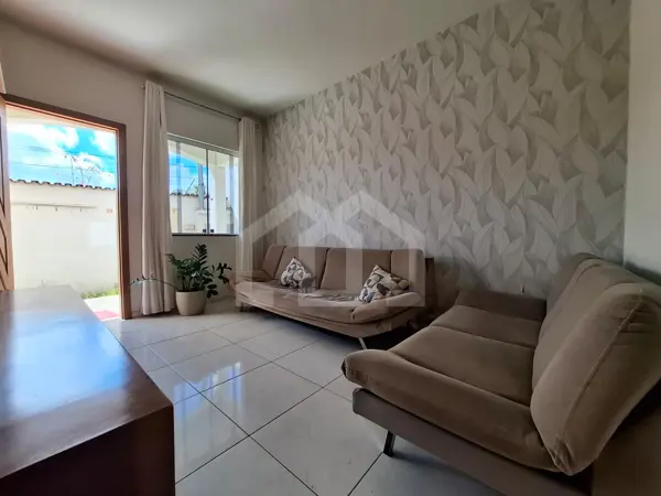 Casa 4 quartos 2 vagas 181m²
