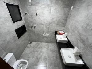 Apartamento 3 quartos 2 banheiros 341m²
