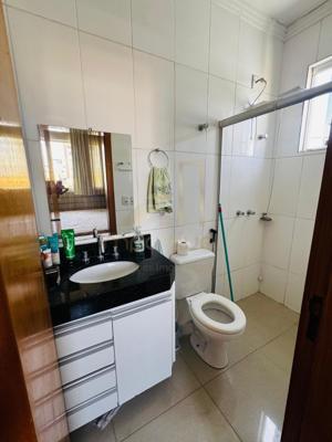 Apartamento 4 quartos 3 banheiros 160m²
