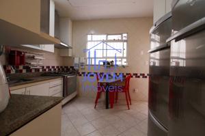 Casa 4 quartos 4 banheiros 336m²