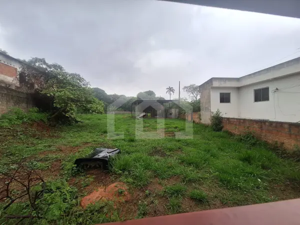 Lote-Área-Terreno 2,712m²