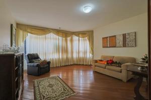 Apartamento 4 quartos 3 banheiros 330m²