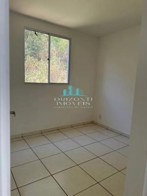 Apartamento 2 quartos 1 banheiro 