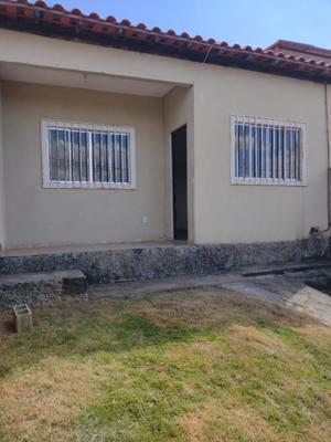 Casa 2 quartos 1 banheiro 175m²