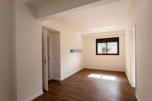 Apartamento 3 quartos 4 banheiros 145m²