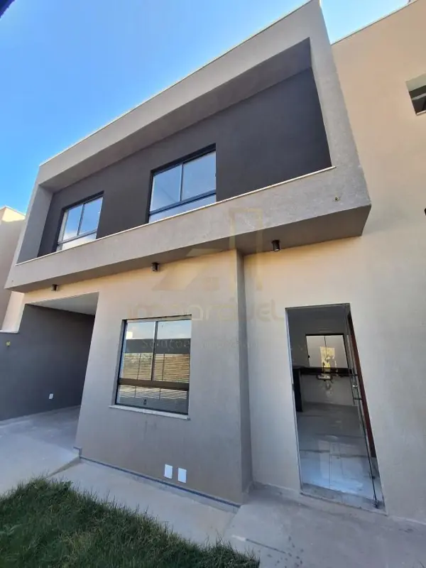 Casa 3 quartos 3 banheiros 211,59m²
