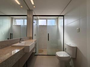 Apartamento 3 quartos 5 banheiros 310m²