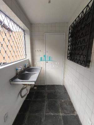 Apartamento 3 quartos 2 banheiros 137m²
