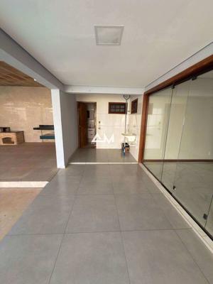 Apartamento 3 quartos 2 banheiros 360m²
