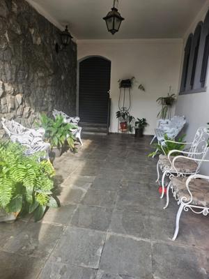 Apartamento 6 quartos 3 banheiros 880m²