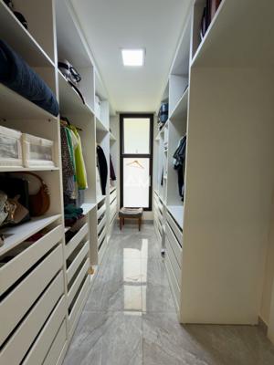 Apartamento 3 quartos 2 banheiros 1365m²