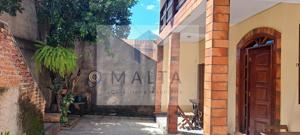 Casa 4 quartos 2 banheiros 174m²