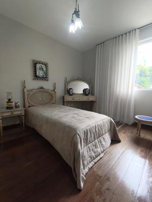Apartamento 3 quartos 2 banheiros 130m²