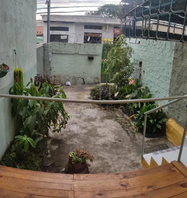 Casa 3 quartos 4 banheiros 
