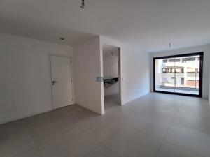Apartamento 3 quartos 2 banheiros 104m²