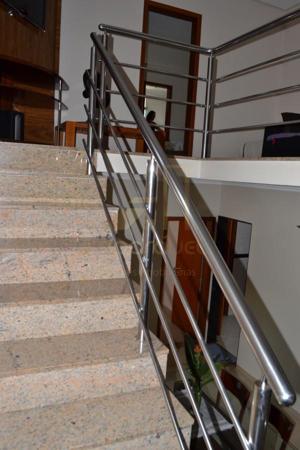 Casa 4 quartos 4 banheiros 
