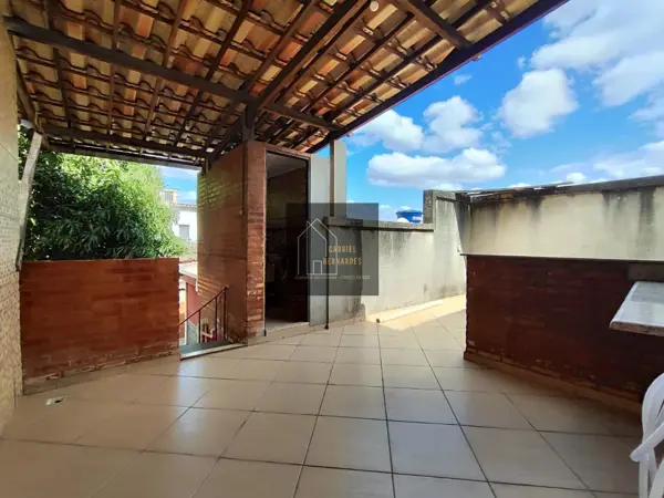 Apartamento 5 quartos 3 banheiros 584m²