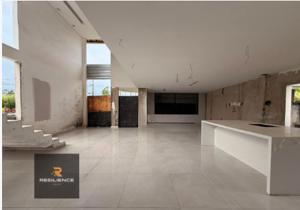 Casa em condomínio 2 quartos 4 vagas 390m²