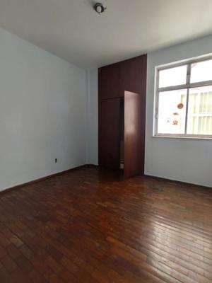 Apartamento 3 quartos 2 banheiros 120m²