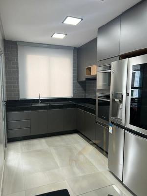 Apartamento 3 quartos 2 banheiros 105m²

