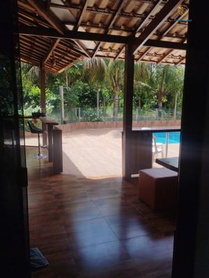Chácara 5 quartos 2 banheiros 200m²