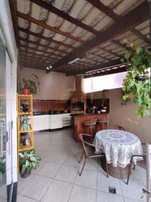Apartamento 3 quartos 2 banheiros 45m²
