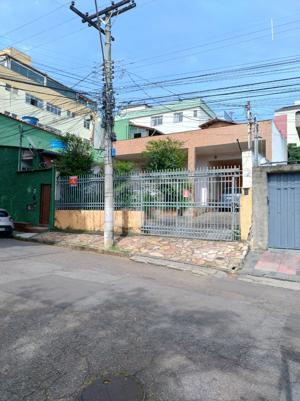 Casa 5 quartos 2 vagas 278m²